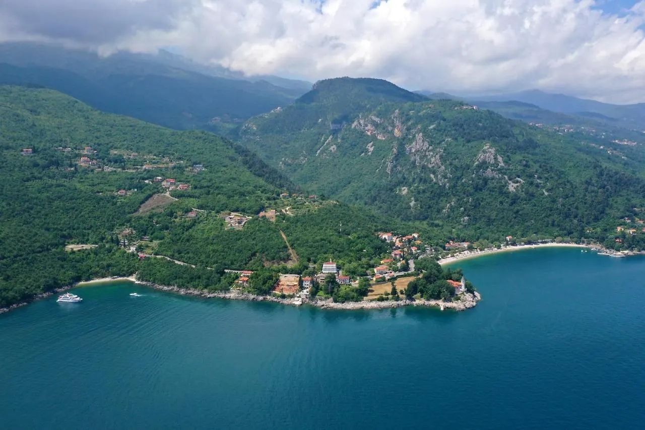 Rooms By The Sea Medveja, Opatija - 7775 Lovran 3*,