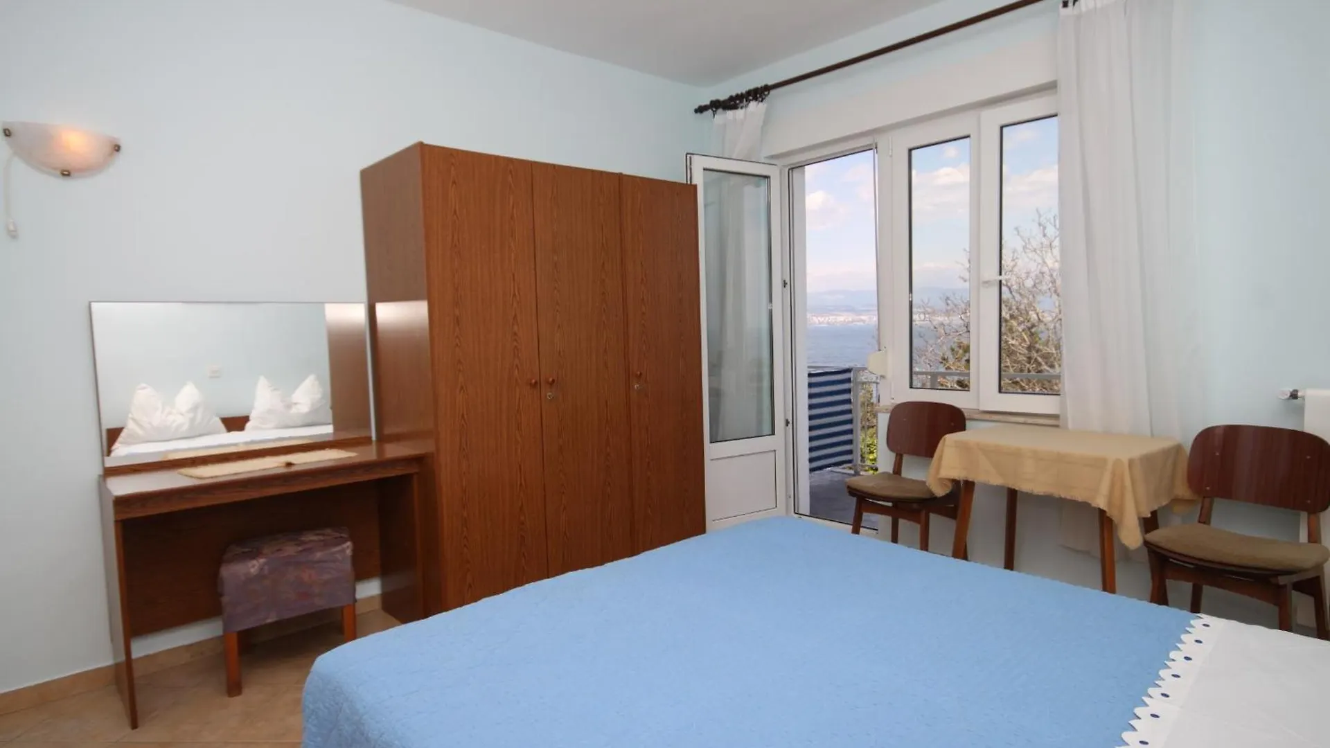 Rooms By The Sea Medveja, Opatija - 7775 Lovran Guest house